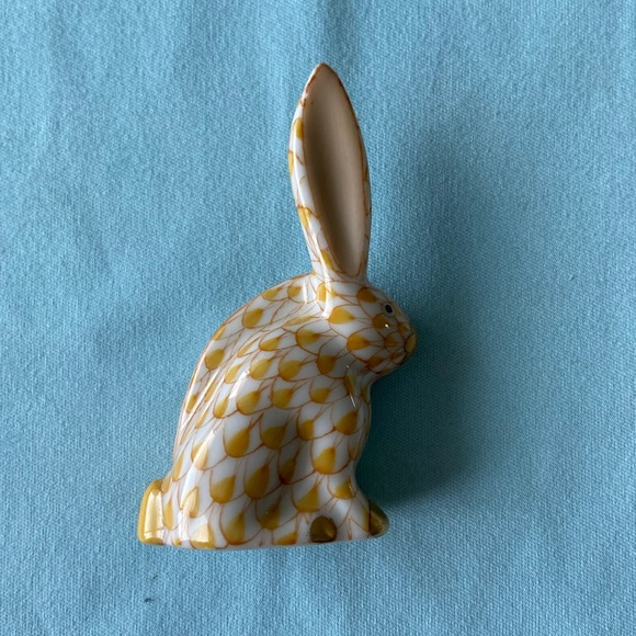 Herend Porcelain Miniature Rabbit - Picture 7 of 8